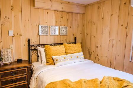 Wine Moose W Hot Tub Fireplace Sauna 9Min To Mt Snow Dover ภายนอก รูปภาพ