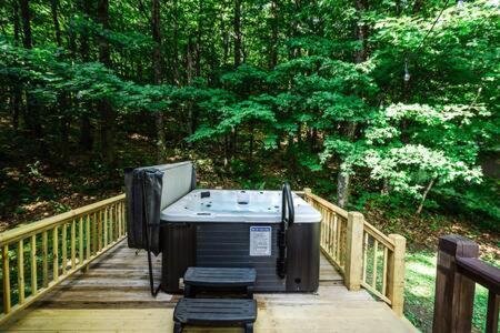 Wine Moose W Hot Tub Fireplace Sauna 9Min To Mt Snow Dover ภายนอก รูปภาพ