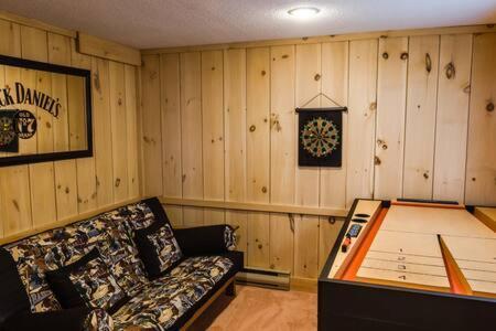 Wine Moose W Hot Tub Fireplace Sauna 9Min To Mt Snow Dover ภายนอก รูปภาพ